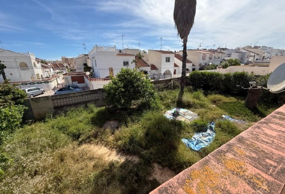 Sale - Villa -
Torrevieja - Playa de los Locos