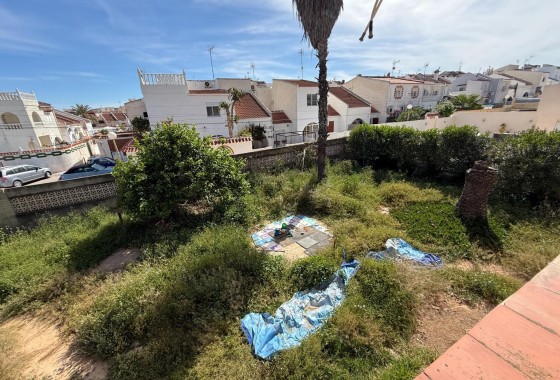 Sale - Villa -
Torrevieja - Playa de los Locos