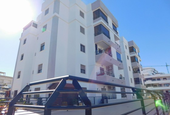 Sprzedaż - Apartament / Mieszkanie -
San Miguel de Salinas