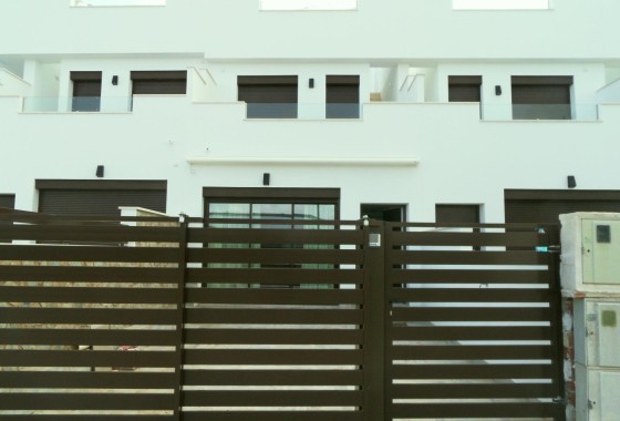 Obra Nueva - Chalet Independiente -
Pilar de la Horadada - parque Andromeda