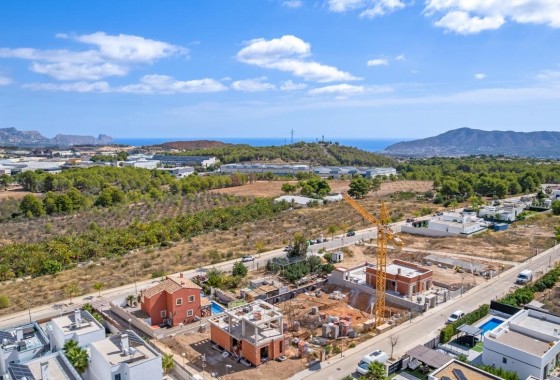 Nowa konstrukcja - Willa wolnostojąca -
Polop - Novapolop