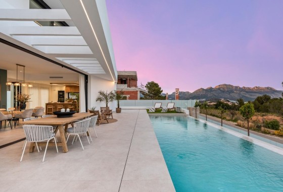 Nowa konstrukcja - Willa wolnostojąca -
Polop - Urbanizaciones