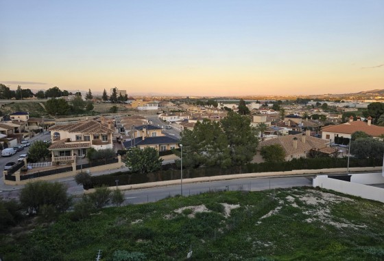 NIEUWBOUW - Stadswoning -
Bigastro - pueblo