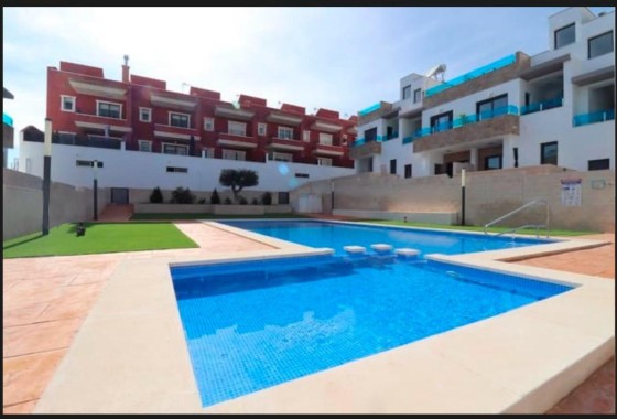 NIEUWBOUW - Stadswoning -
Bigastro - pueblo