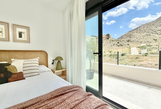 New Build - Town house -
Cox - San Fernando