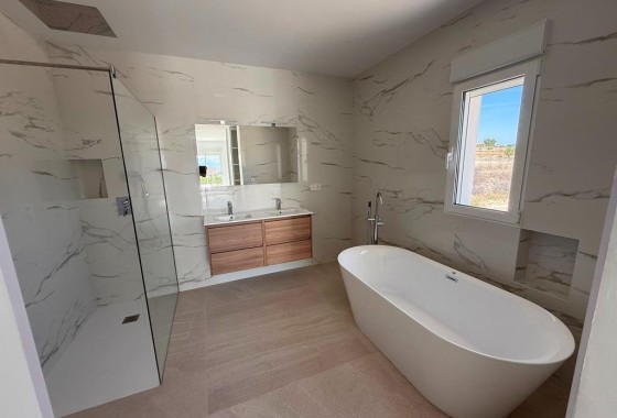 Nowa konstrukcja - Willa wolnostojąca -
Pinoso - Camino Del Prado