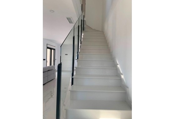 Obra Nueva - Chalet Independiente -
Pinoso - Camino Del Prado