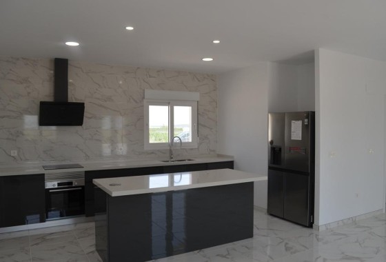 Obra Nueva - Chalet Independiente -
Pinoso - Camino Del Prado