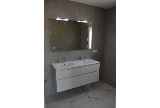 Obra Nueva - Chalet Independiente -
Pinoso - Camino Del Prado