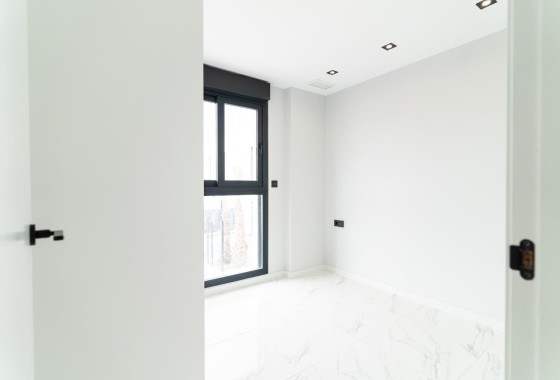 Obra Nueva - Chalet Independiente -
Orihuela Costa - Punta Prima