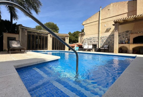 Herverkoop - Vrijstaande Villa -
Torrevieja - Los Balcones - Los Altos del Edén