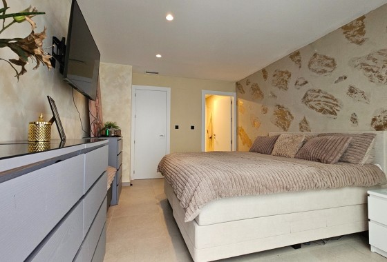 Venta - Chalet Independiente -
Algorfa