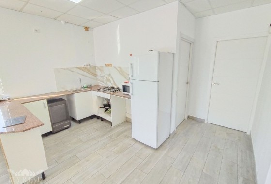 Revente - Villa Individuelle -
Pinoso - Pinoso Alicante
