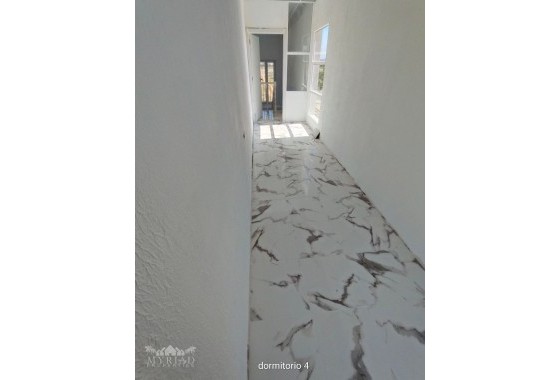 Revente - Villa Individuelle -
Pinoso - Pinoso Alicante