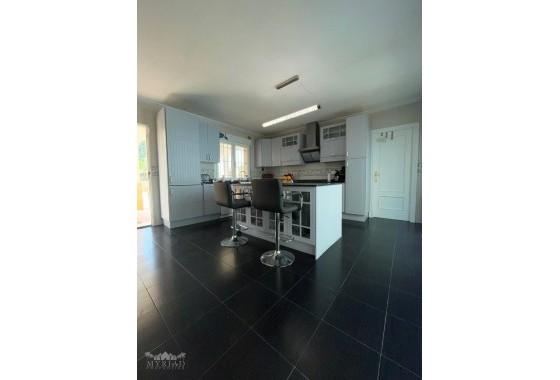 Sprzedaż - Willa wolnostojąca -
Encebras - Encebras Alicante