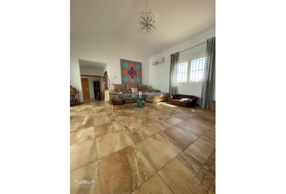 Sprzedaż - Willa wolnostojąca -
Encebras - Encebras Alicante