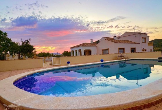 Sprzedaż - Willa wolnostojąca -
Encebras - Encebras Alicante