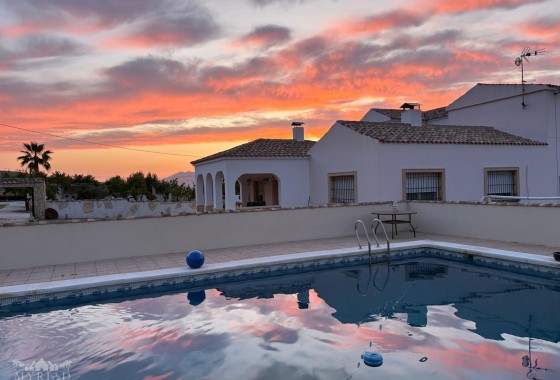 Sprzedaż - Willa wolnostojąca -
Encebras - Encebras Alicante