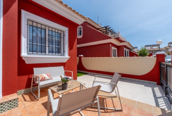 Venta - Chalet Independiente -
Villamartín - PAU 26