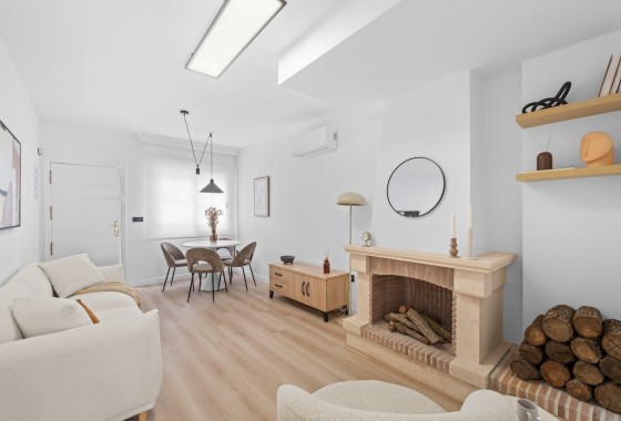 Venta - Chalet Independiente -
Villamartín - PAU 26