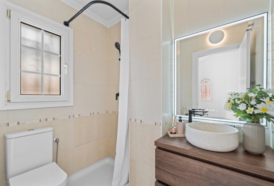 Venta - Chalet Independiente -
Villamartín - PAU 26