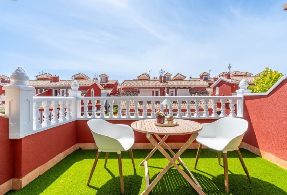 Venta - Chalet Independiente -
Villamartín - PAU 26