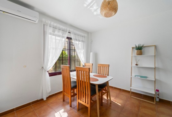 Sprzedaż - Apartament / Mieszkanie -
Torrevieja - Torreta