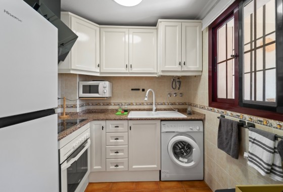 Sprzedaż - Apartament / Mieszkanie -
Torrevieja - Torreta