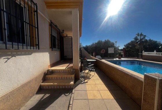Resale - Apartment / Flat -
Algorfa