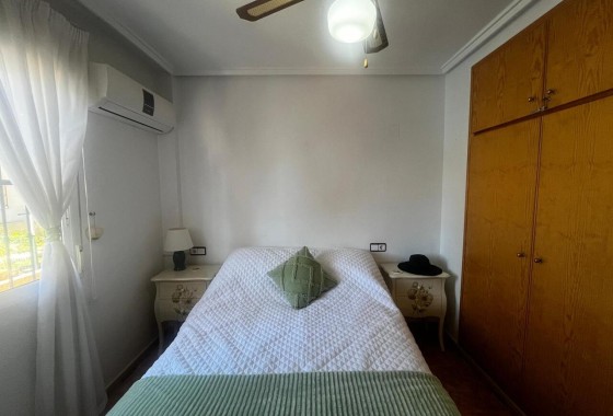 Resale - Apartment / Flat -
Algorfa