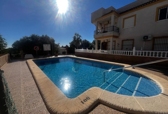 Resale - Apartment / Flat -
Algorfa