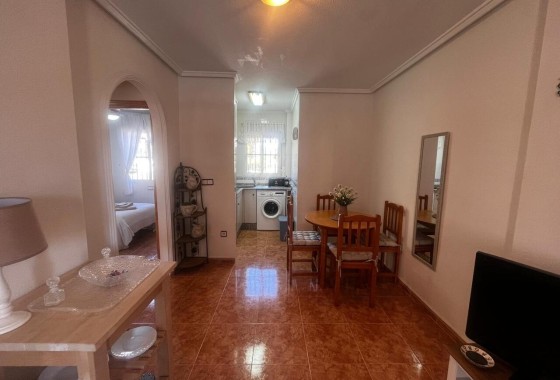 Resale - Apartment / Flat -
Algorfa