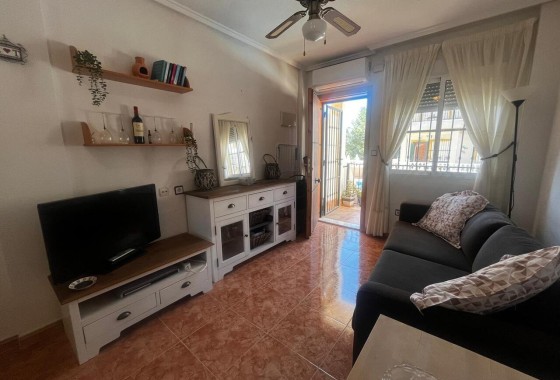 Resale - Apartment / Flat -
Algorfa