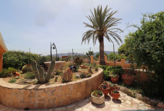 Sprzedaż - Finca / Dom wiejski -
Hondón de las Nieves - La Canalosa