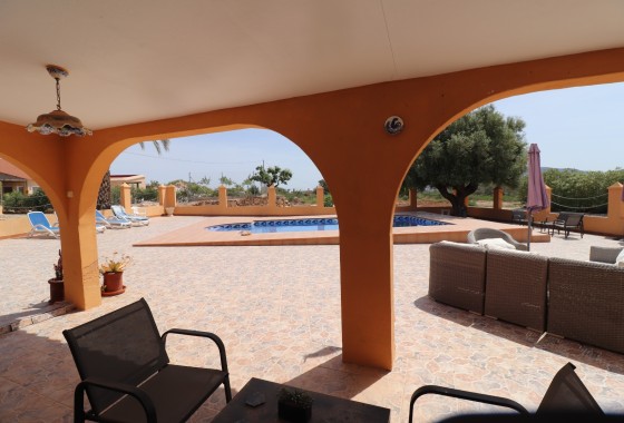 Sprzedaż - Finca / Dom wiejski -
Hondón de las Nieves - La Canalosa