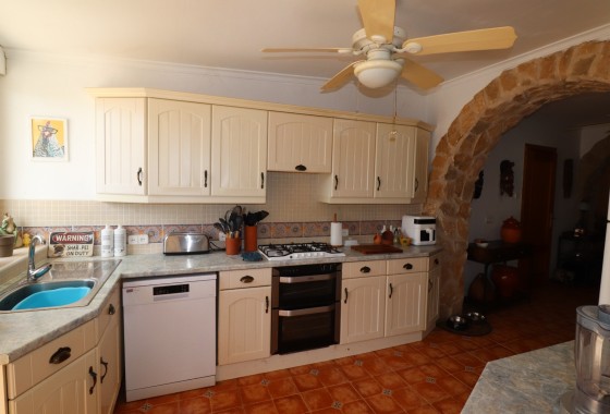 Sprzedaż - Finca / Dom wiejski -
Hondón de las Nieves - La Canalosa