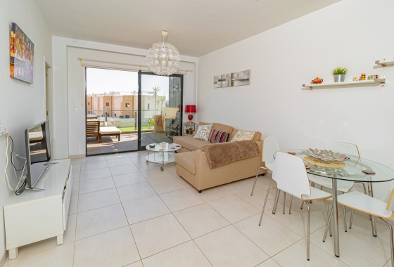 Venta - Apartamento / Piso -
La Zenia