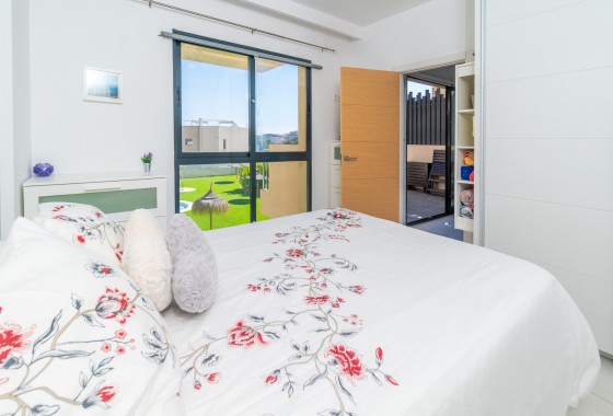 Venta - Apartamento / Piso -
La Zenia