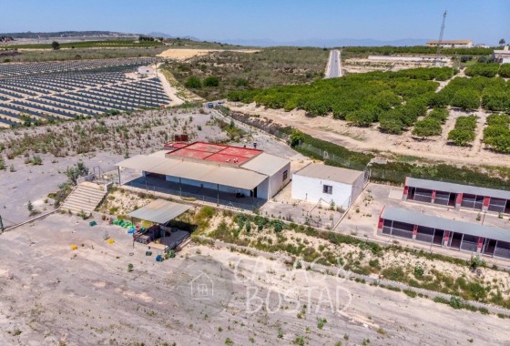 Venta - Finca / Casa de campo -
Los Montesinos