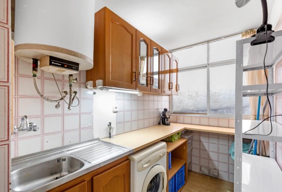 Sprzedaż - Apartament / Mieszkanie -
Torrevieja - Centro