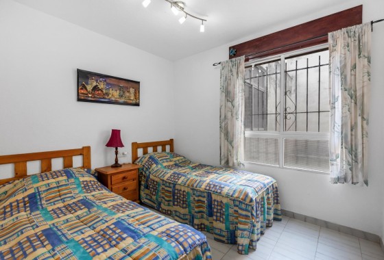 Sprzedaż - Apartament / Mieszkanie -
Torrevieja - Centro