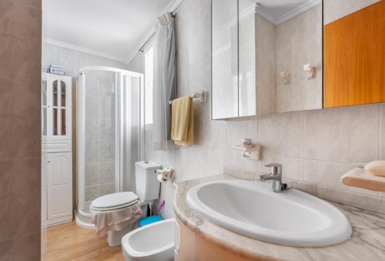Herverkoop - Appartement / Flat -
Torrevieja - Playa del Cura