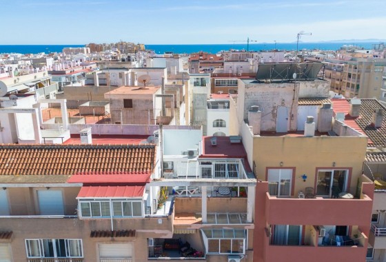 Herverkoop - Appartement / Flat -
Torrevieja - Playa del Cura