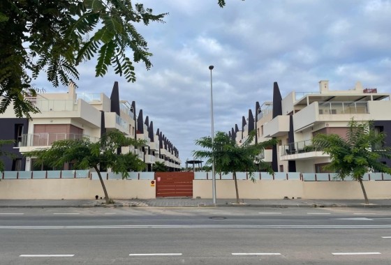 Sprzedaż - Apartament / Mieszkanie -
Torre de la Horadada