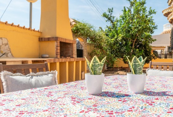 Herverkoop - Stadswoning -
Orihuela Costa - Los Almendros-La Florida