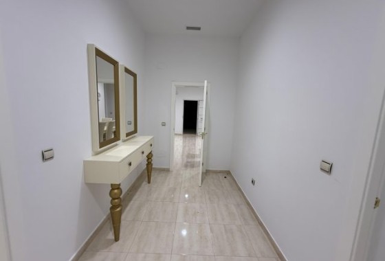 Resale - Freistehende Villa -
Pinoso