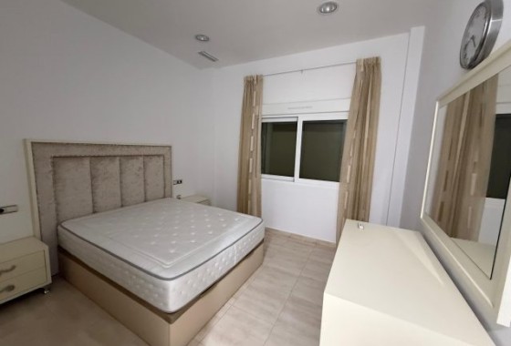 Resale - Freistehende Villa -
Pinoso