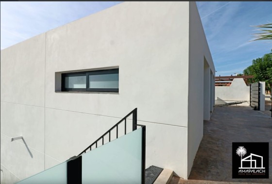 Revente - Appartement -
Torrevieja - Aguas Nuevas