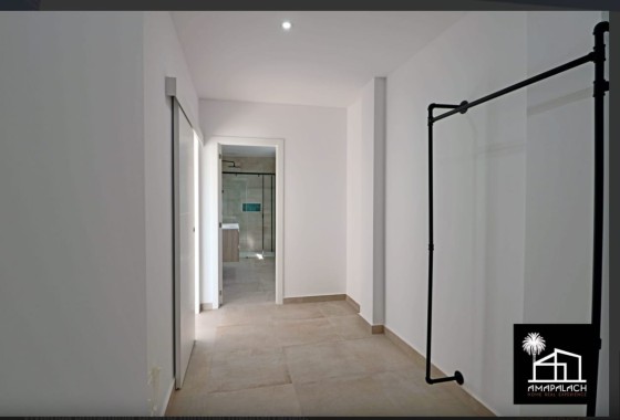 Revente - Appartement -
Torrevieja - Aguas Nuevas