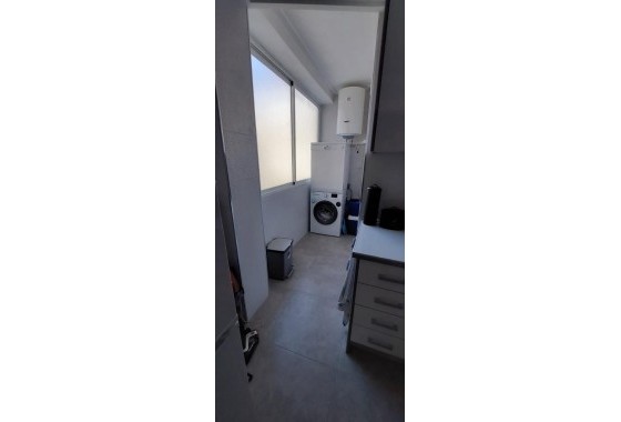 Revente - Appartement -
Torrevieja - Playa del Acequión